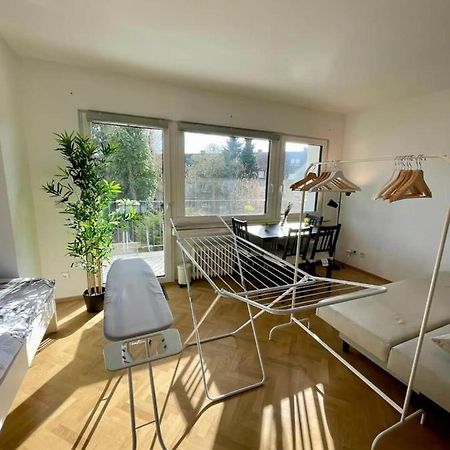 Cozy Apartment With Kitchen + Balcony New! Essen Exteriér fotografie