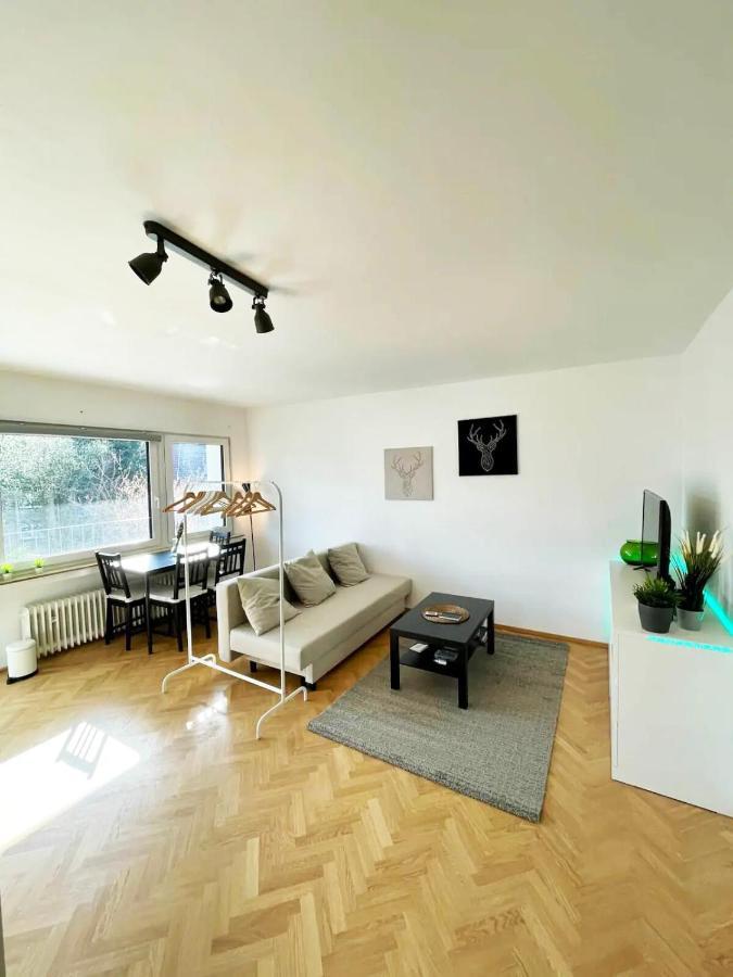 Cozy Apartment With Kitchen + Balcony New! Essen Exteriér fotografie